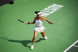 什么是“ICM自杀”？解析锦标赛决赛桌上不顾排名的错误All-in。（ICM自杀到底是什么？剖析决赛桌无视奖金阶梯的致命全下）